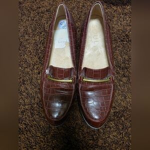Maroon Crocodile Pattern Loafers